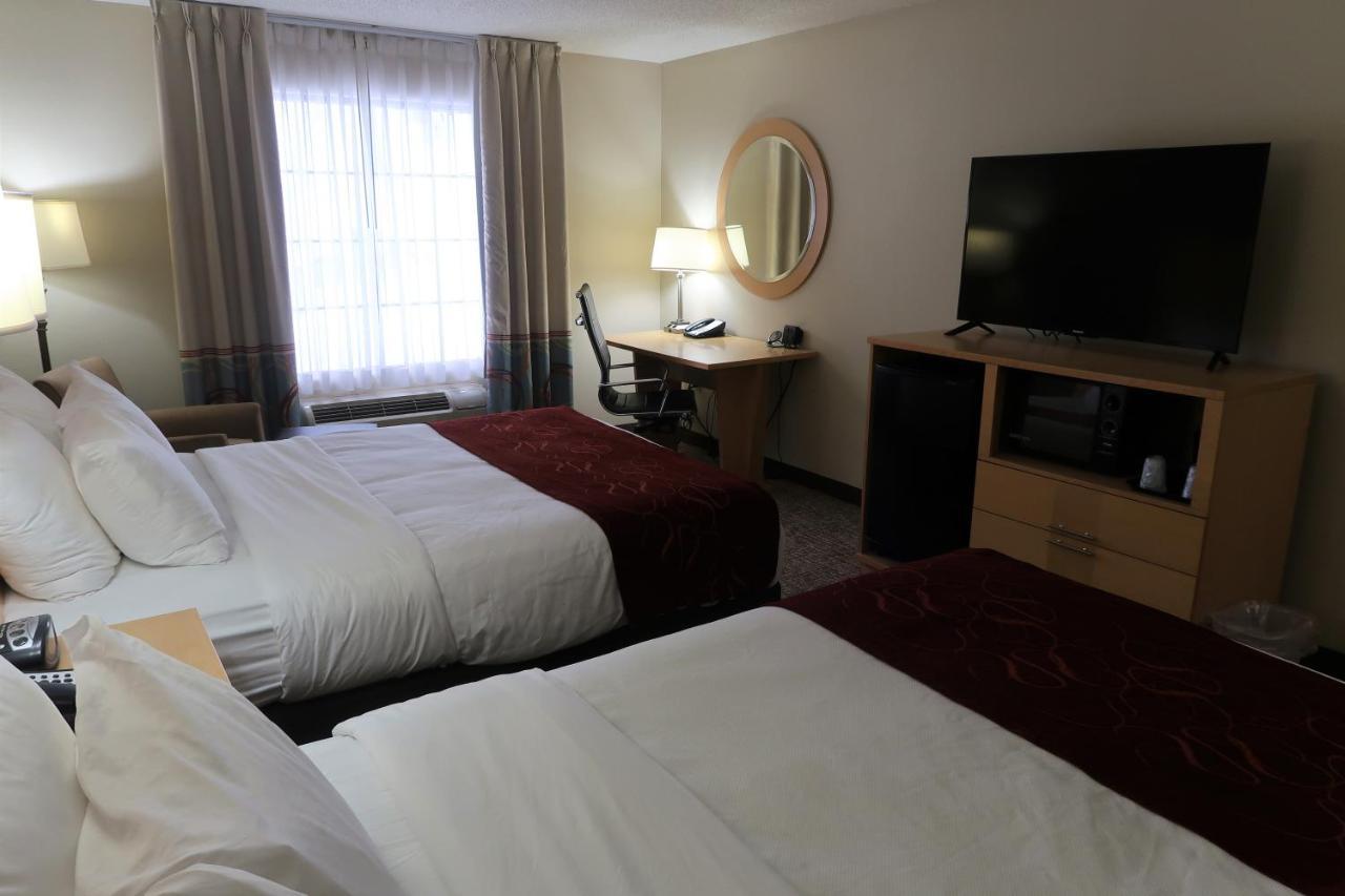 Comfort Suites Pittsburgh Airport Robinson Township Buitenkant foto