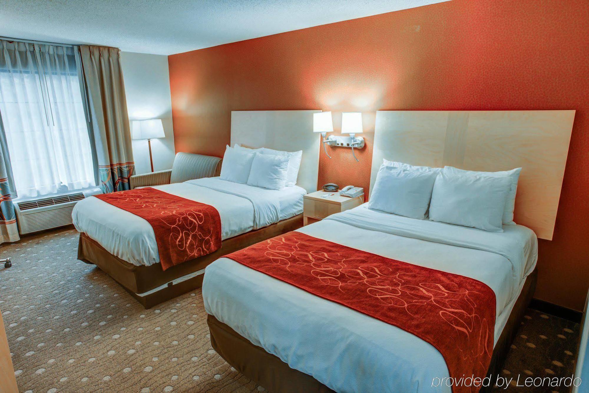 Comfort Suites Pittsburgh Airport Robinson Township Buitenkant foto