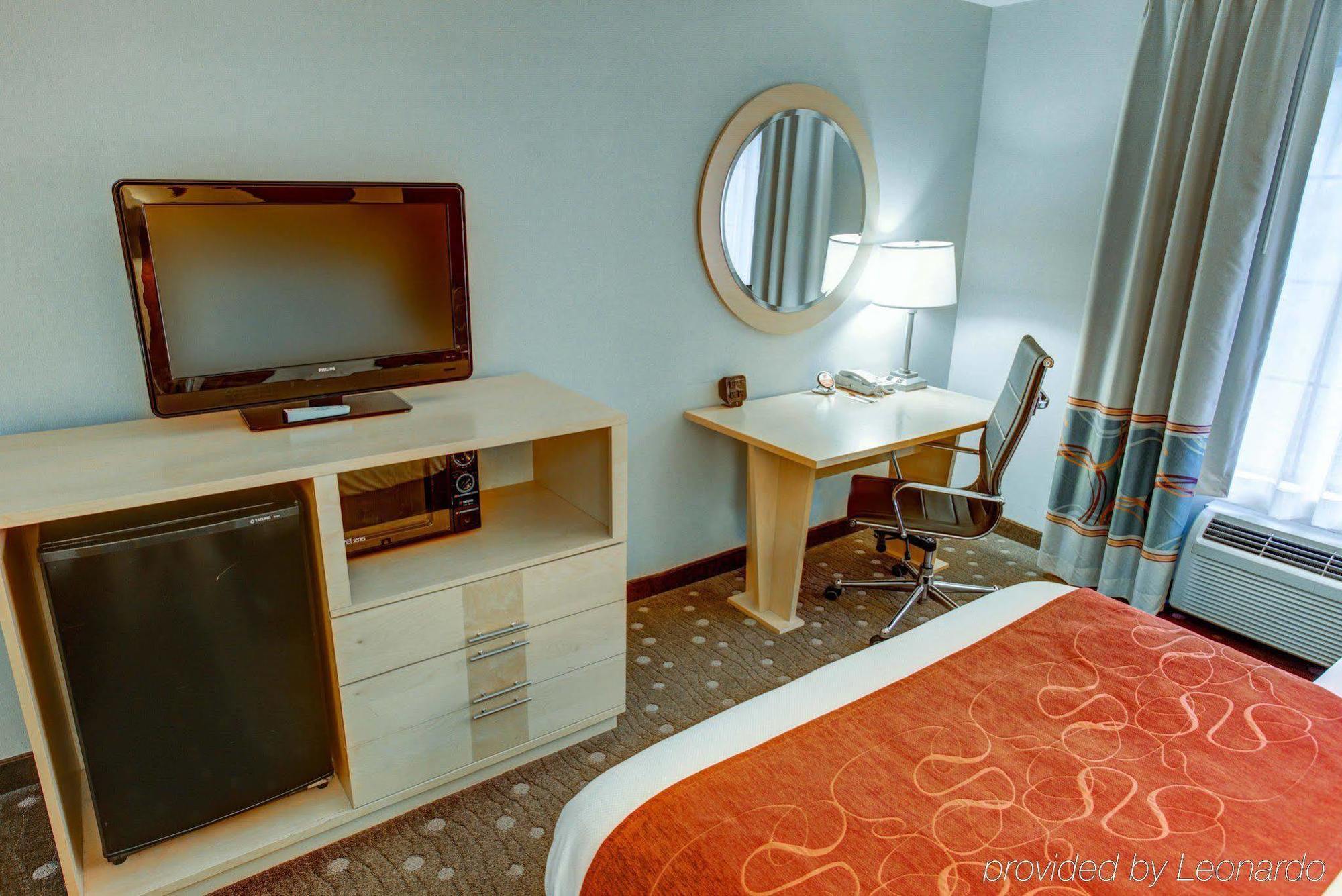 Comfort Suites Pittsburgh Airport Robinson Township Buitenkant foto